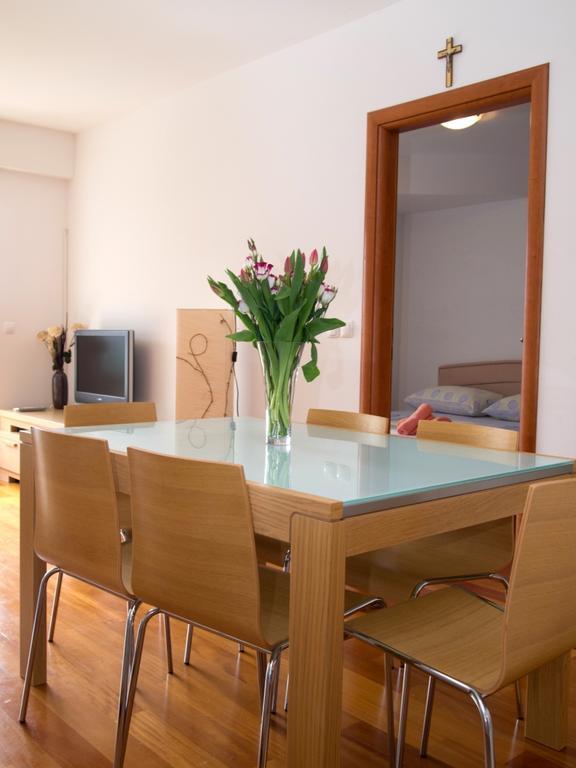 Apartment Mlinarevic Makarska Exterior photo